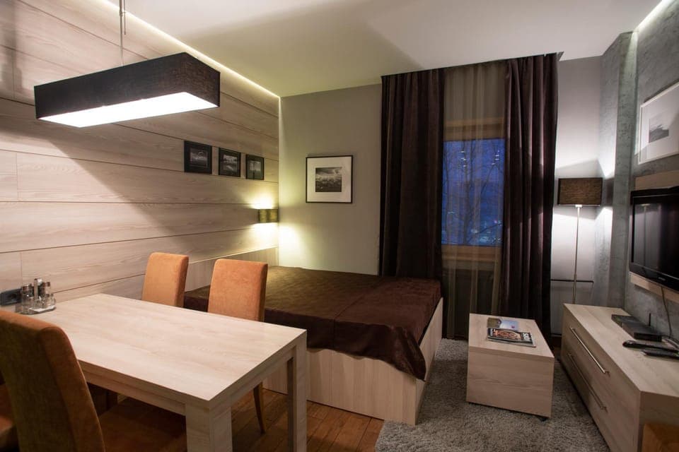 Bed, Photo of the whole room