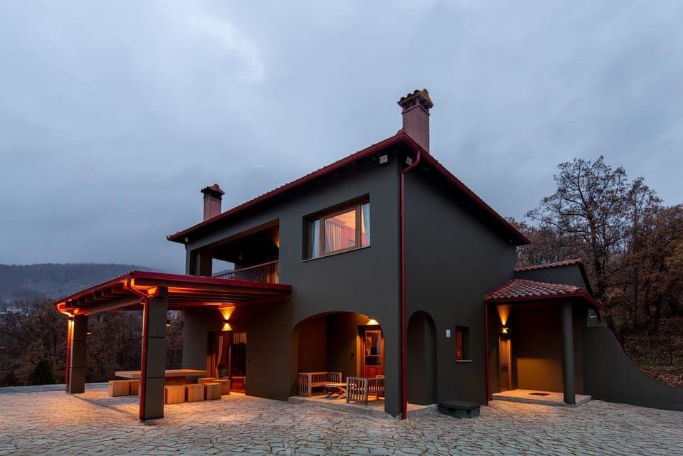 Property building, Natural landscape