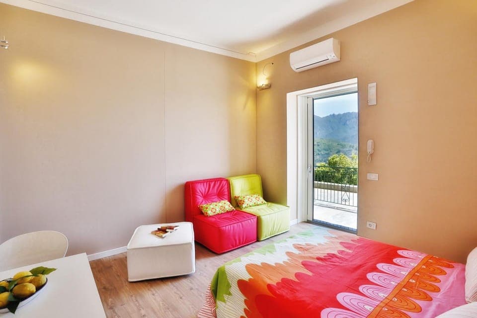 Photo of the whole room, Bedroom, Garden view, Sea view