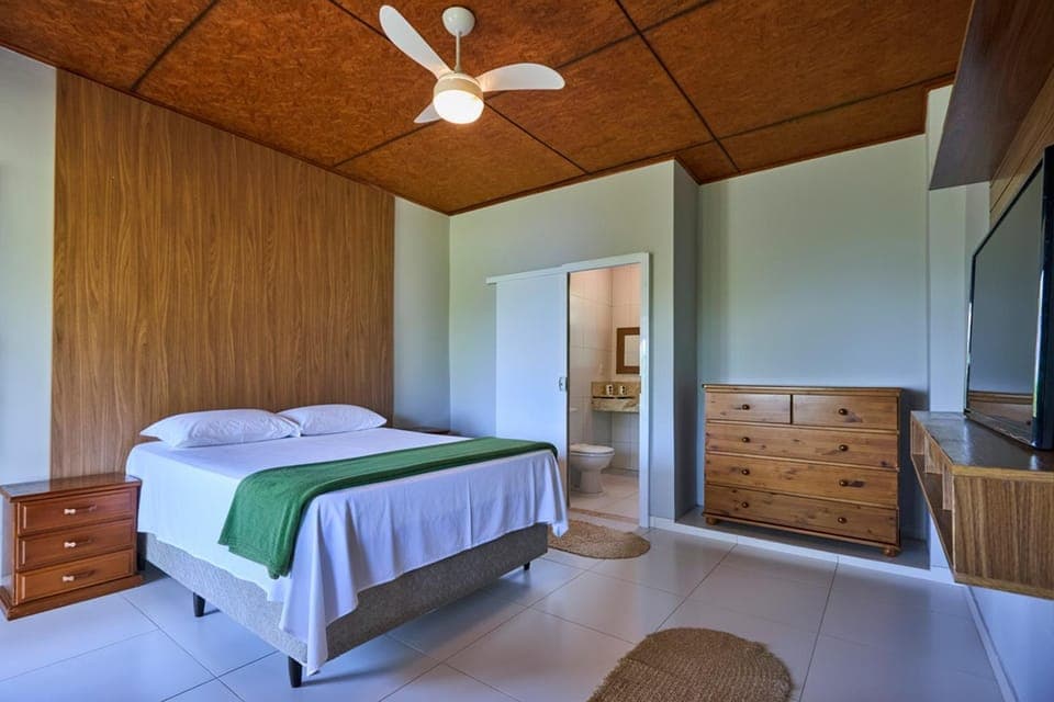 Bed, Photo of the whole room, Bedroom, Breakfast