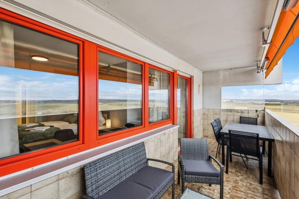 Natural landscape, View (from property/room), Balcony/Terrace, Seating area