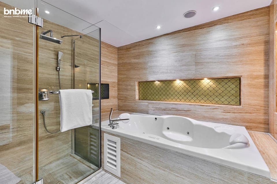 Shower, Bathroom, Bath, towels