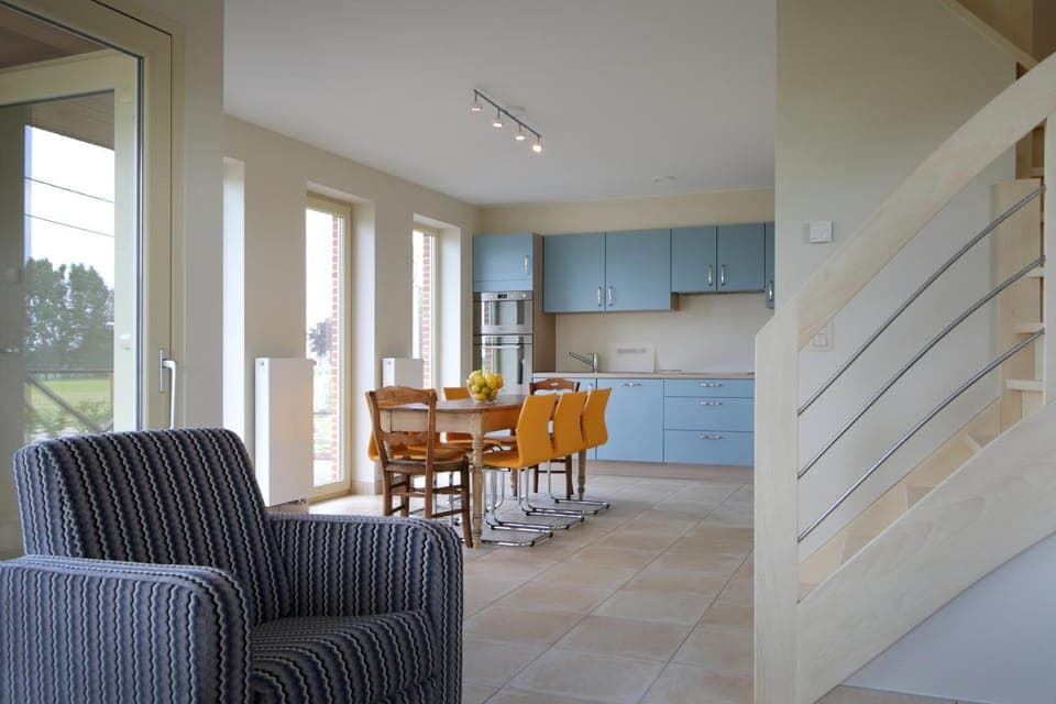 Living room, Photo of the whole room