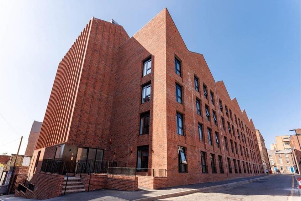 Property building, Location