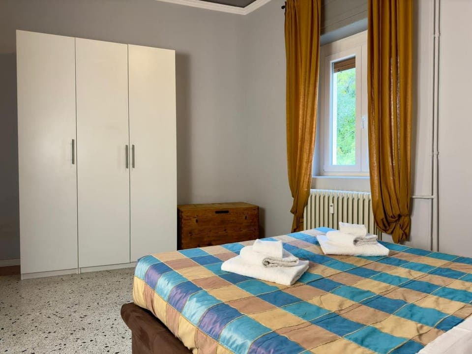 Bed, Bedroom, wardrobe