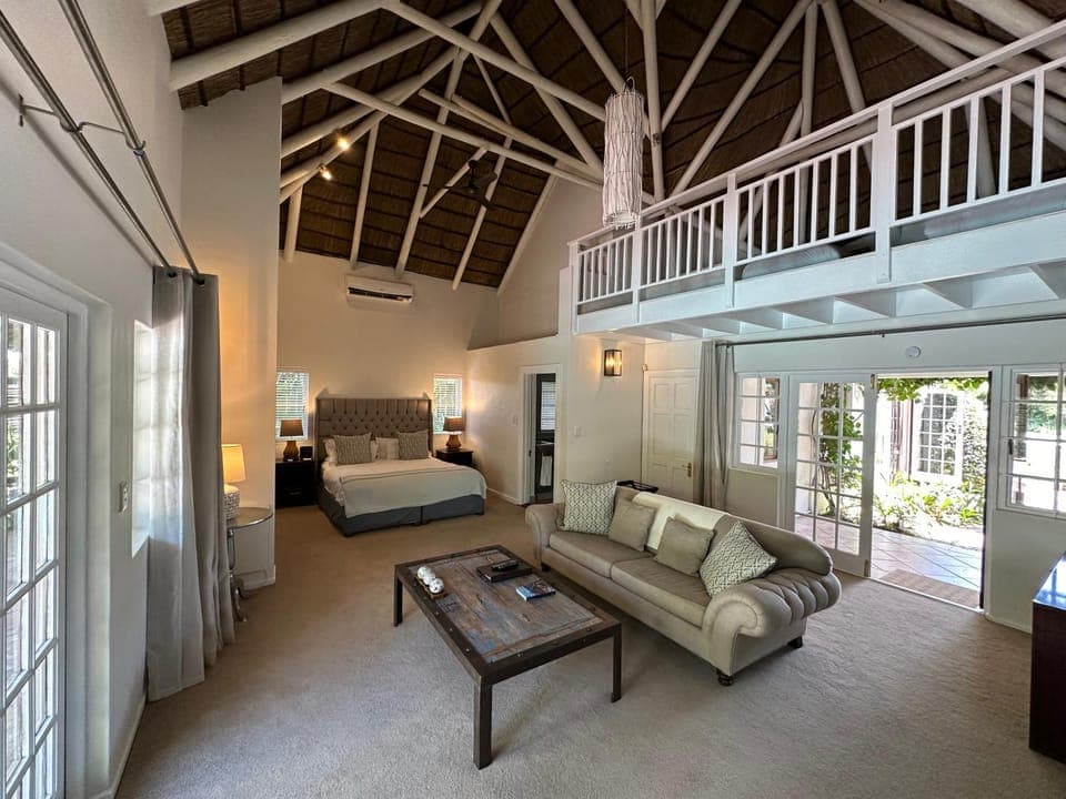 Seating area, Family