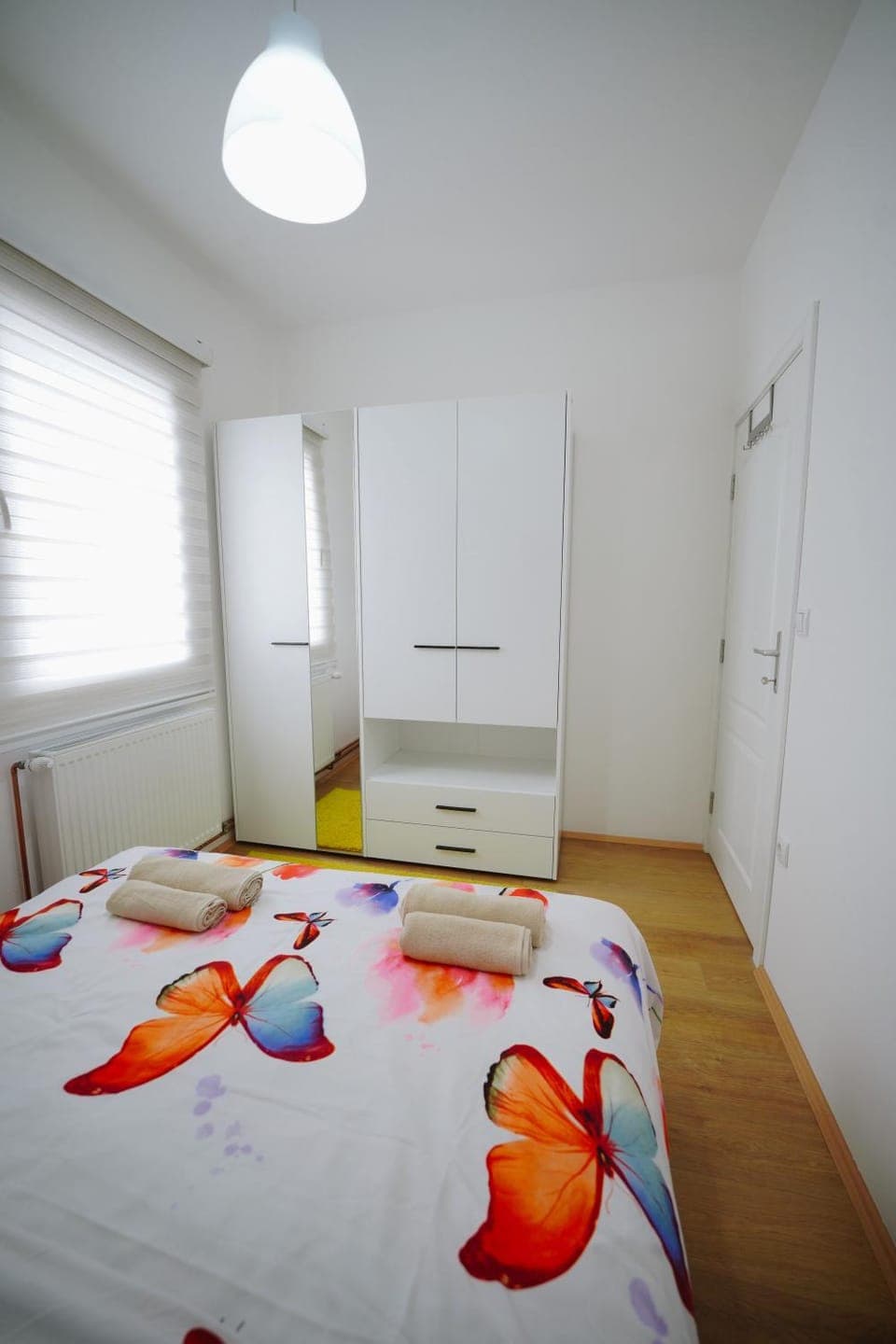 Bed, Bedroom, wardrobe