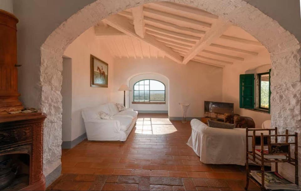 Communal lounge/ TV room, TV and multimedia, Living room