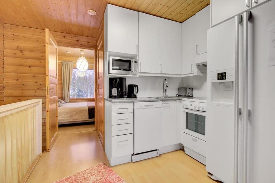 Kitchen or kitchenette, toaster