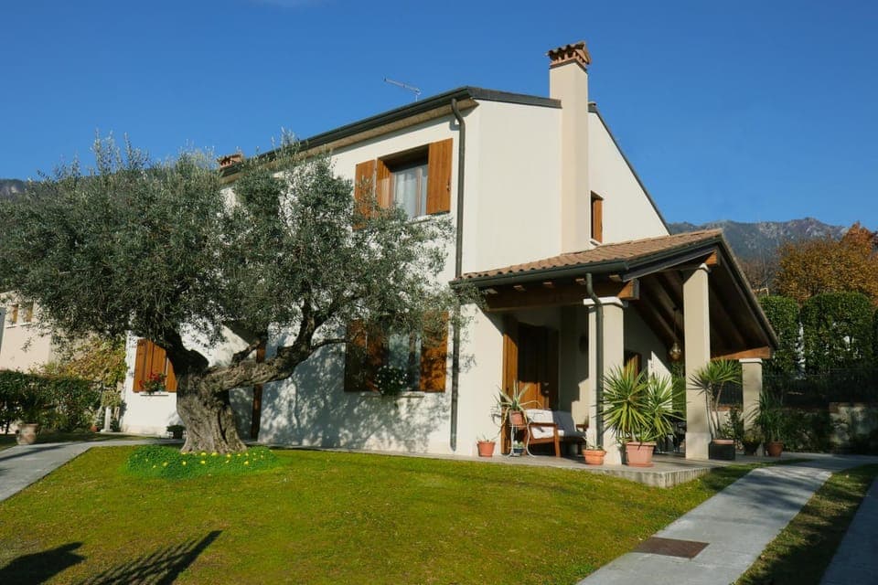 Property building, Garden, Garden view