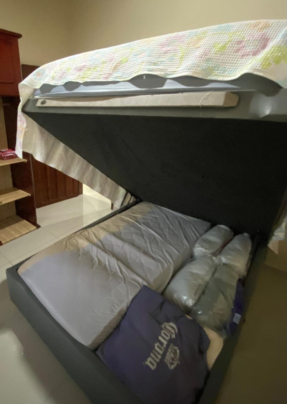 Bed, Bedroom