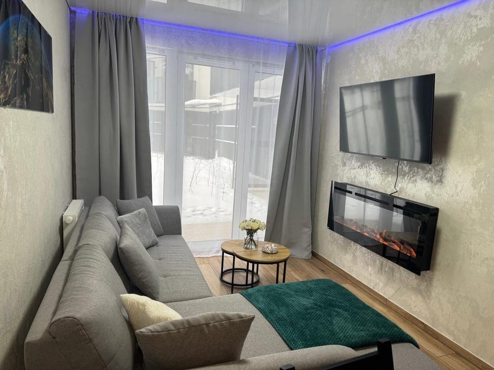 TV and multimedia, Living room, Seating area