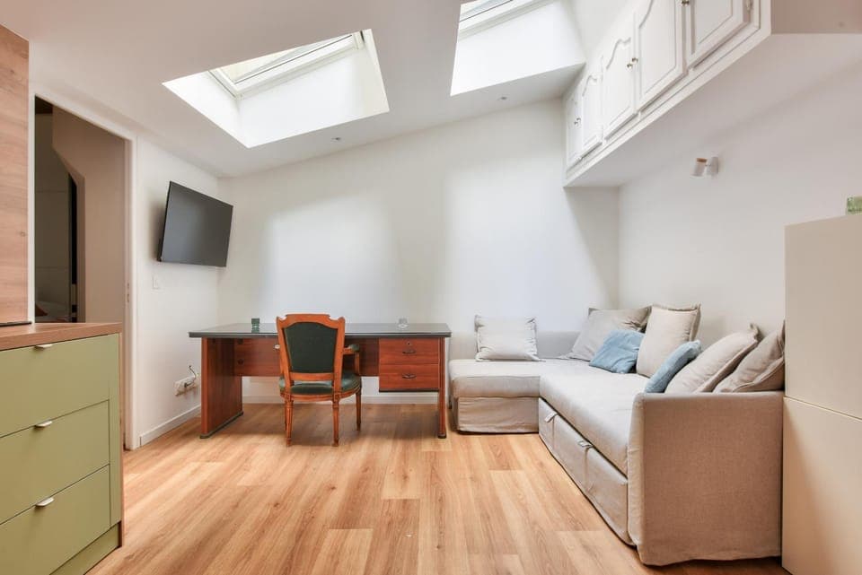 TV and multimedia, Living room, Seating area