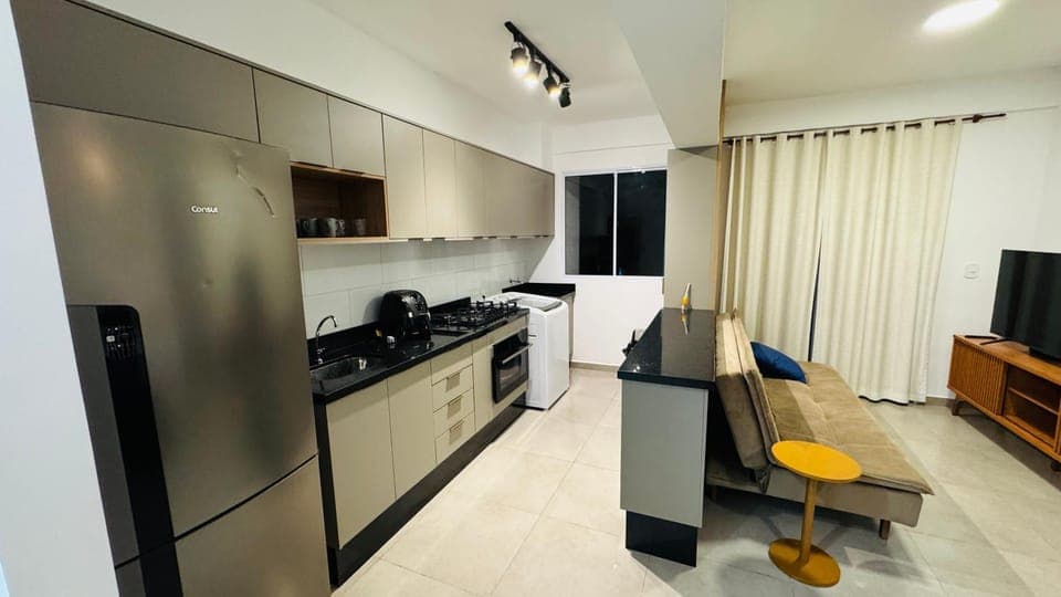 Communal lounge/ TV room, Living room, stove