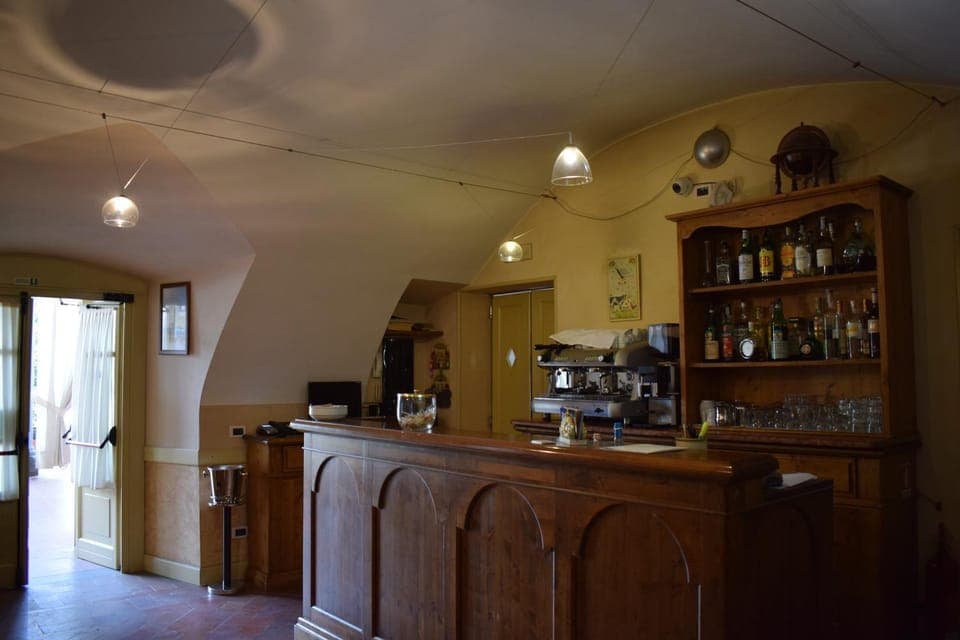 Property building, People, Activities, Lobby or reception, Lounge or bar, Animals, Guests, Family