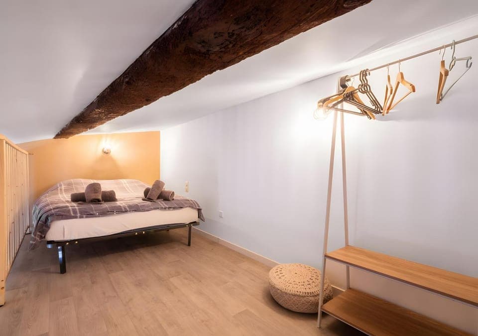 Property building, Living room, Bedroom