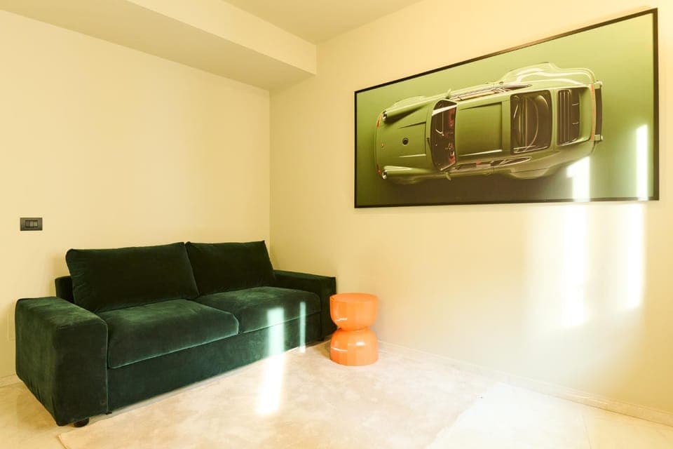 TV and multimedia, Living room, Evening entertainment