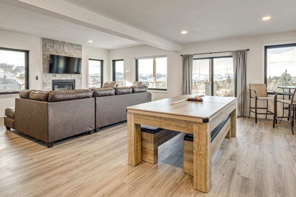 1 Mi to Granby Ranch: Luxe Home w/ Mtn Views! House in Granby