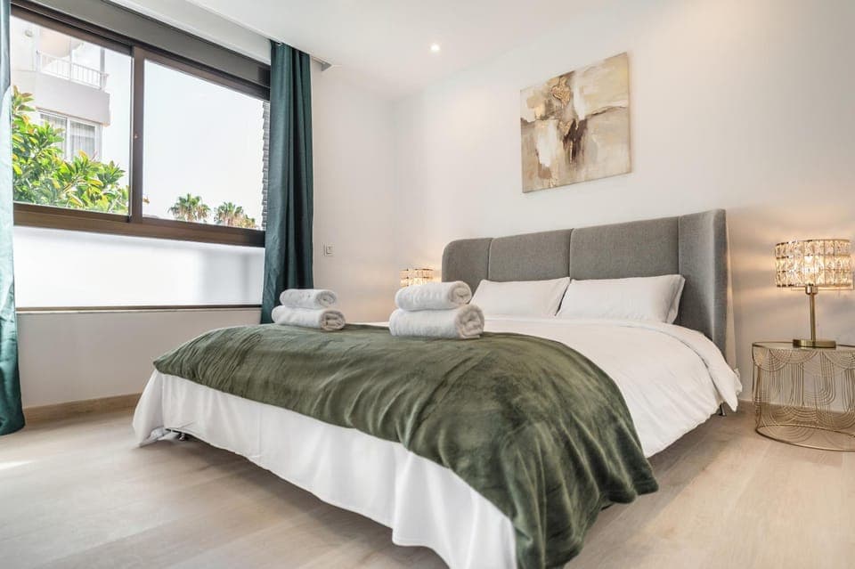 MarySol 2 bedr - next to Marina Benalmadena - VITVI Apartment in Torremolinos