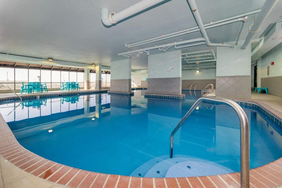 Phoenix X 1416 Apartment in Ono Island