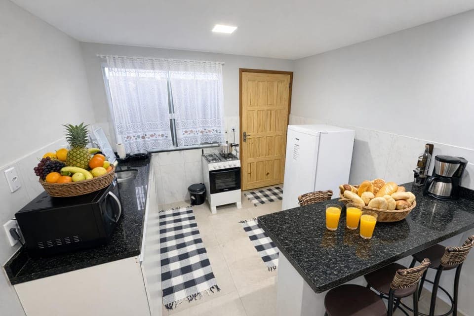 Kitchen or kitchenette, Dining area, Food, kitchen