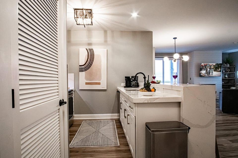 Coffee/tea facilities, Kitchen or kitchenette, oven, toaster, kitchen