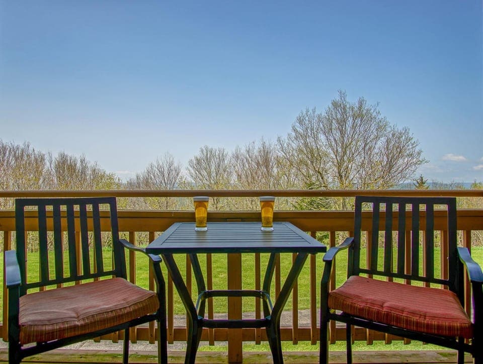 Day, Balcony/Terrace, Seating area