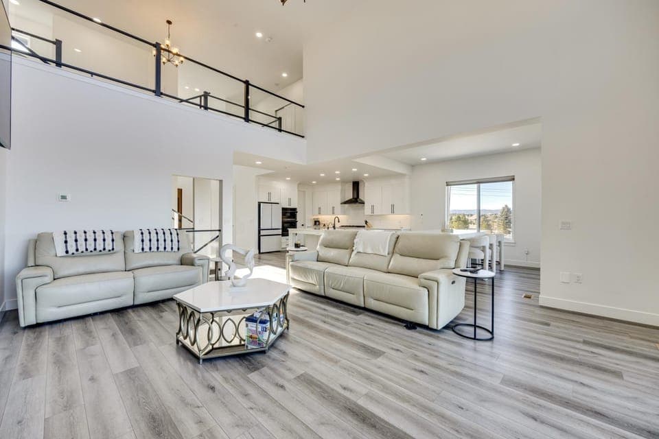 Group Getaway in Monument! High-End Home with Views House in Black Forest