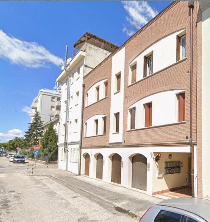 Property building, Street view