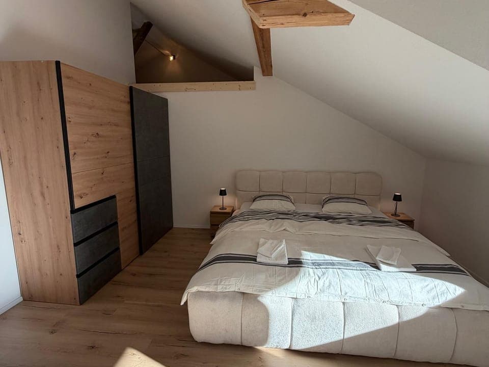 Bed, Photo of the whole room, Bedroom, towels, wardrobe