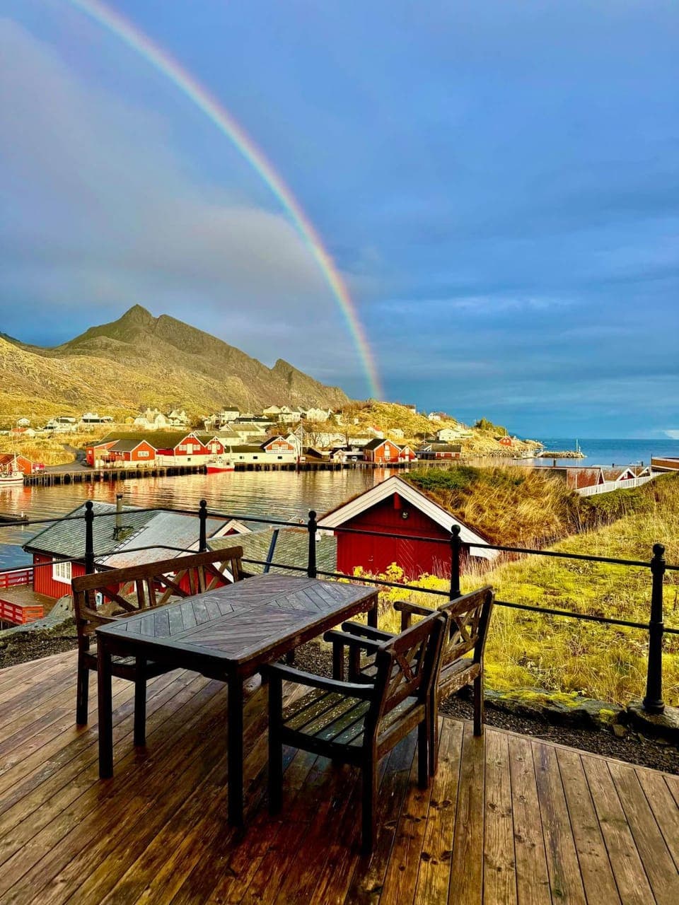 Natural landscape, Dining area, Mountain view