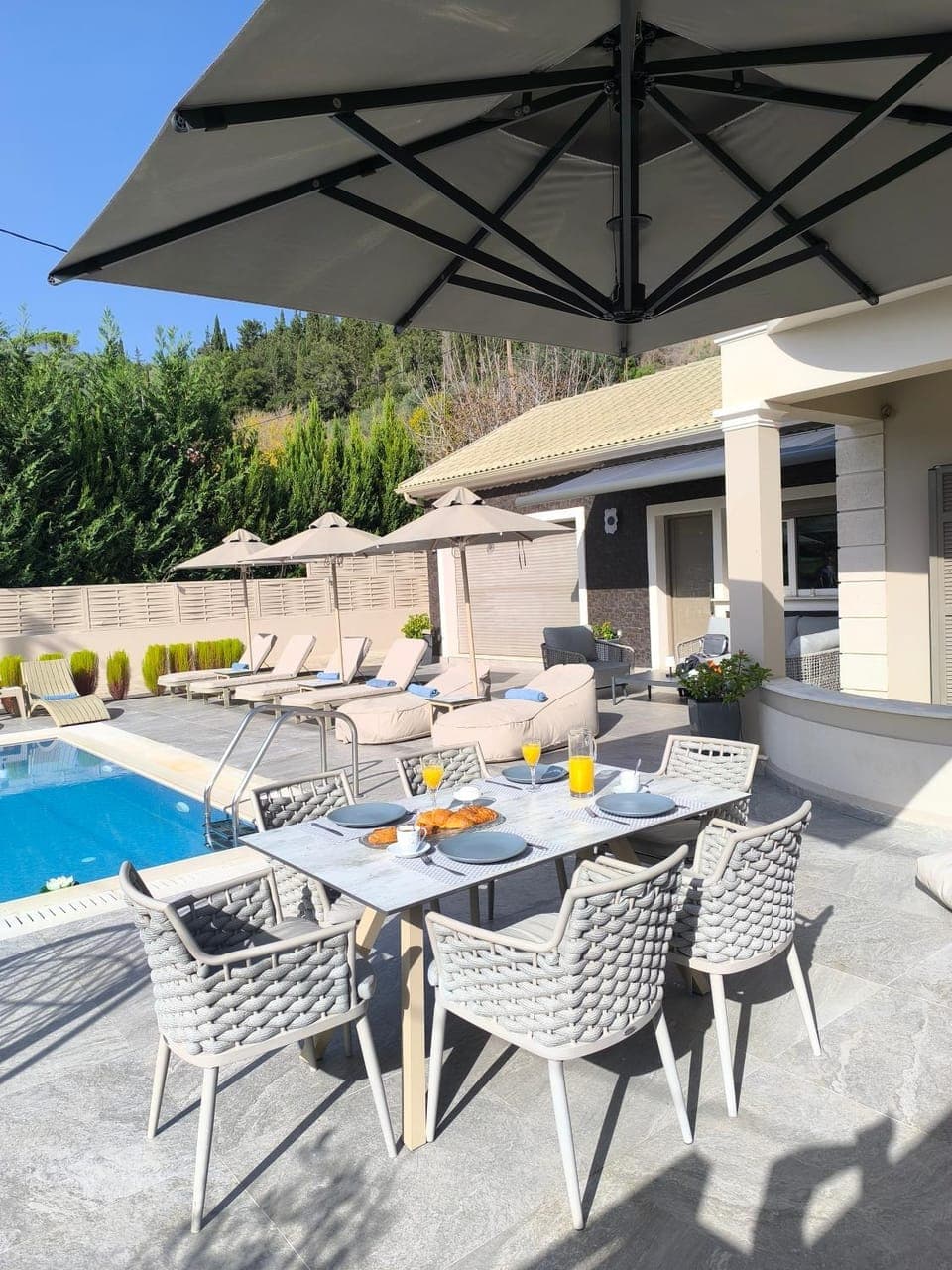 Day, View (from property/room), Balcony/Terrace, Pool view, Swimming pool, sunbed