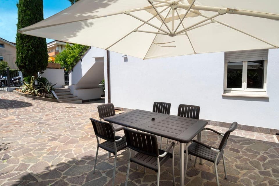 Property building, Garden