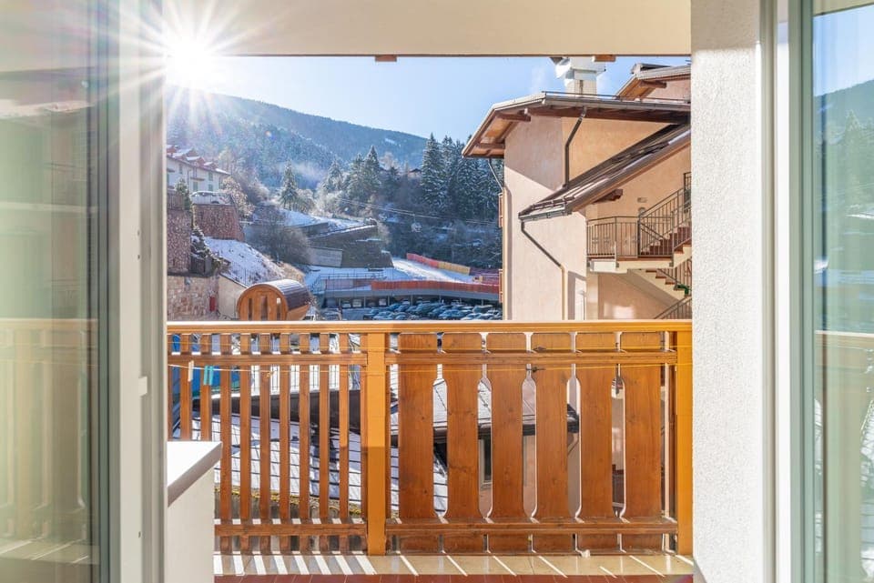 Balcony/Terrace, Balcony/Terrace, Mountain view