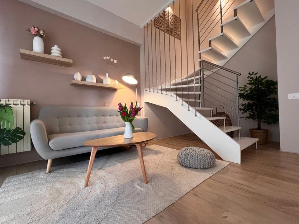 Living room, Seating area