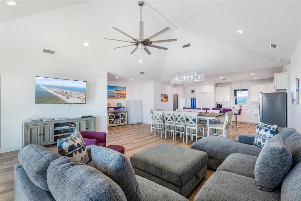 Purple Waves - 2608 Bienville Blvd House in Dauphin Island