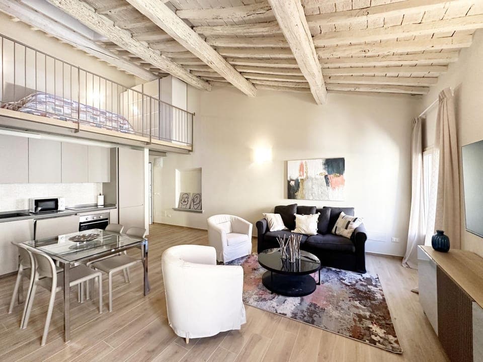 Kitchen or kitchenette, Living room