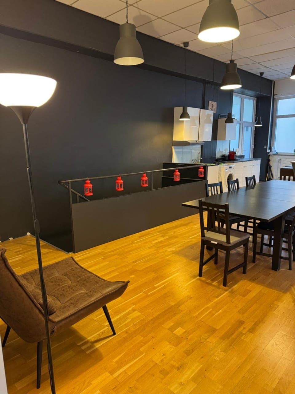 Communal lounge/ TV room, Kitchen or kitchenette, Living room, Seating area, Dining area