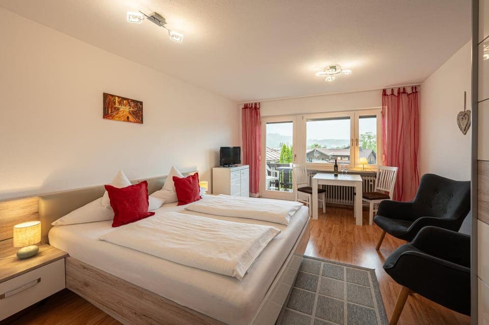 Living room, Bedroom