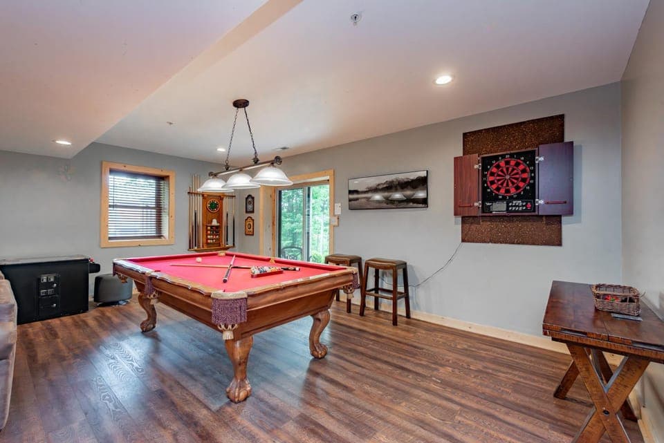 Alpine Lodge House in Deep Creek Lake