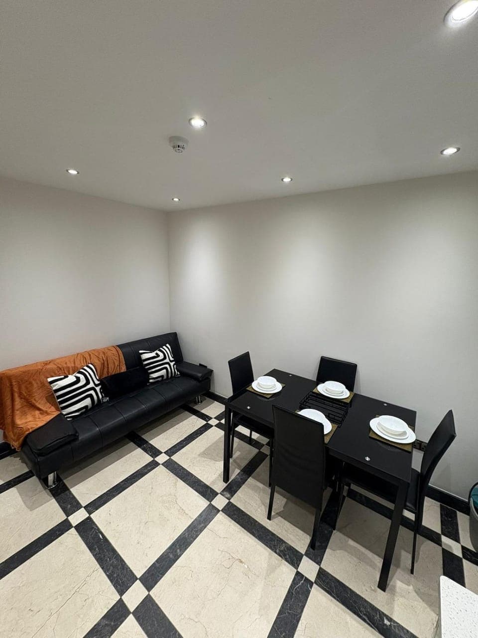 Living room, Seating area, Dining area