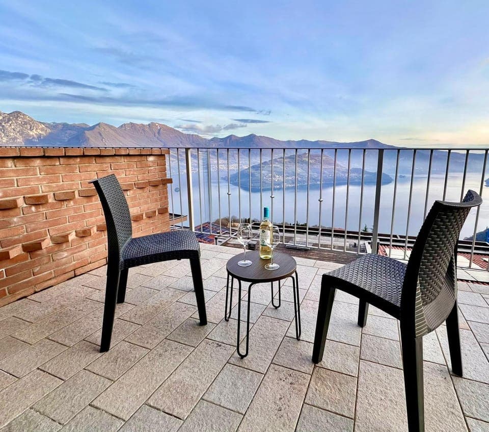 View (from property/room), Balcony/Terrace