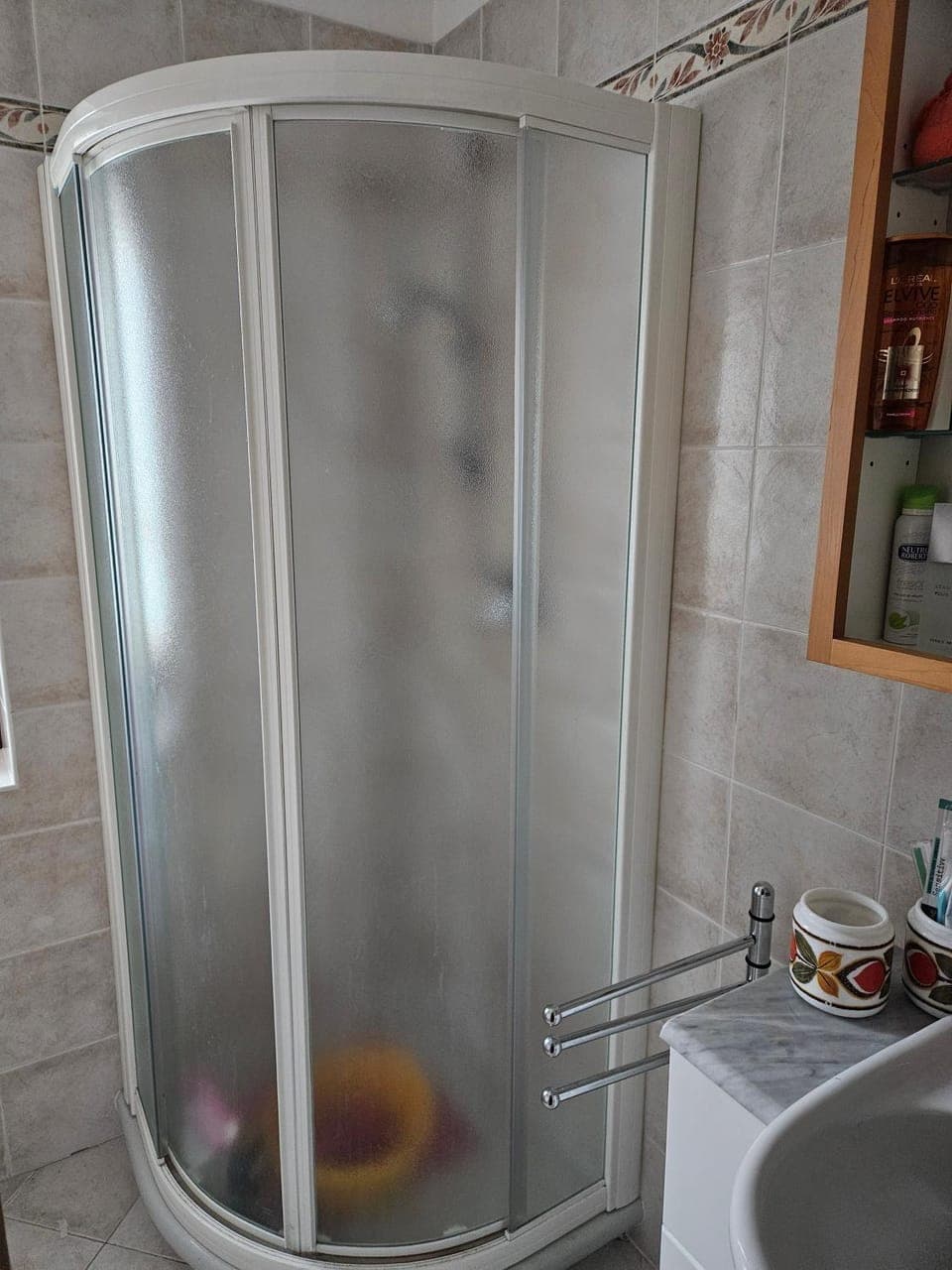 Bathroom, Living room