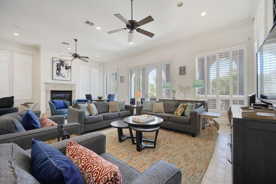 Villa Playa - Vacation House in Destiny by the Sea Near the Beach with Private Pool House in Destin
