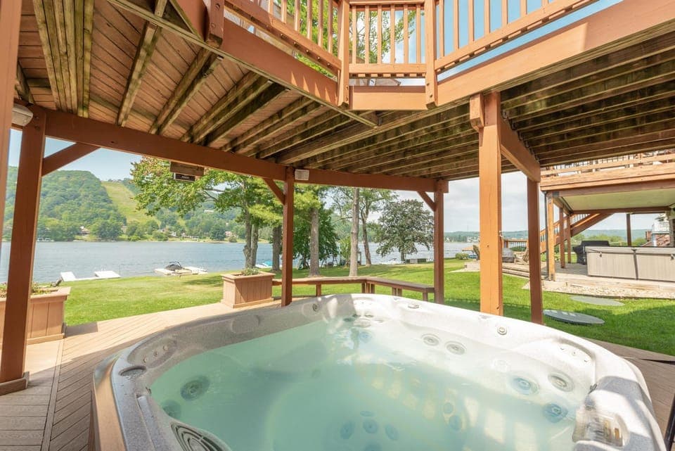 Treasured Memories Bed and Breakfast in McHenry