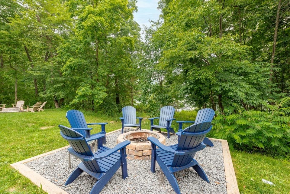 The Lakehouse House in Deep Creek Lake