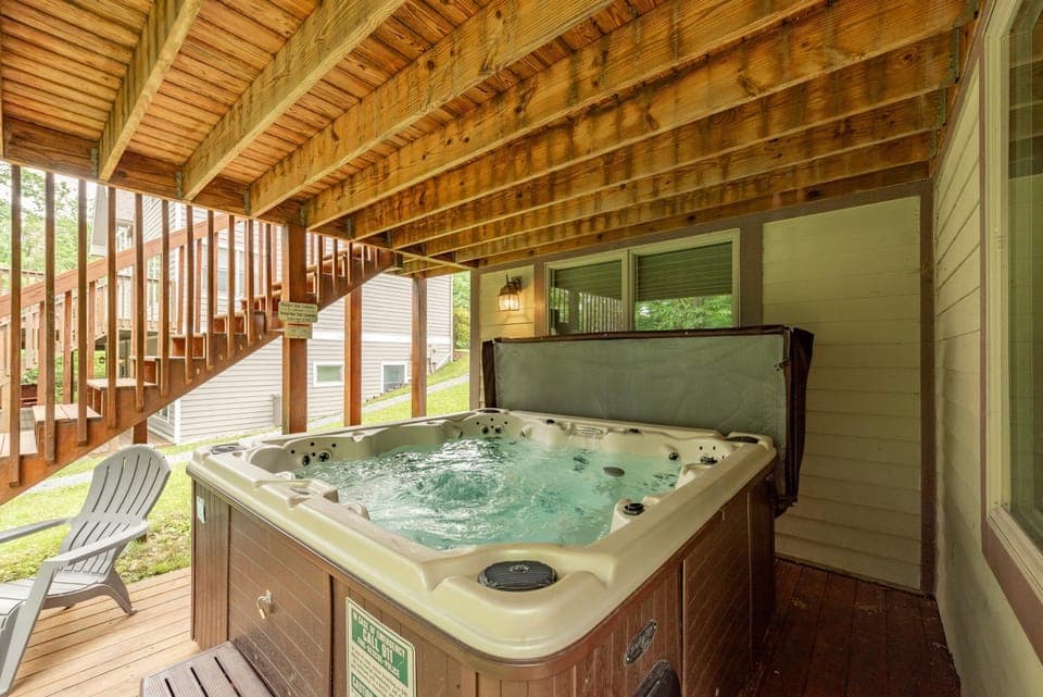 The Lakehouse House in Deep Creek Lake