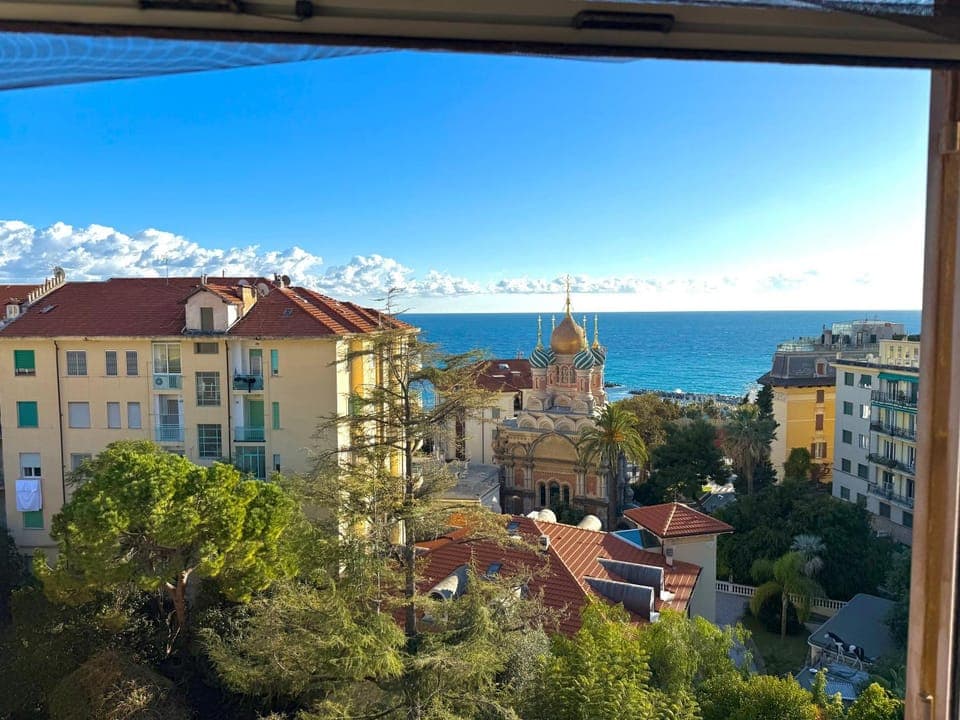 Nearby landmark, Day, Natural landscape, City view, Sea view