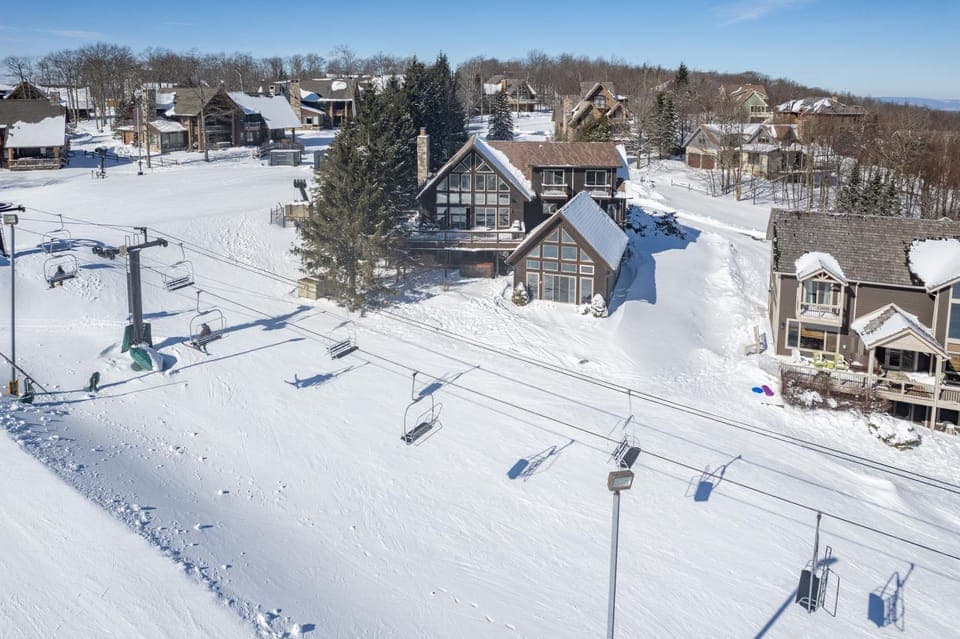 Elevation House in McHenry