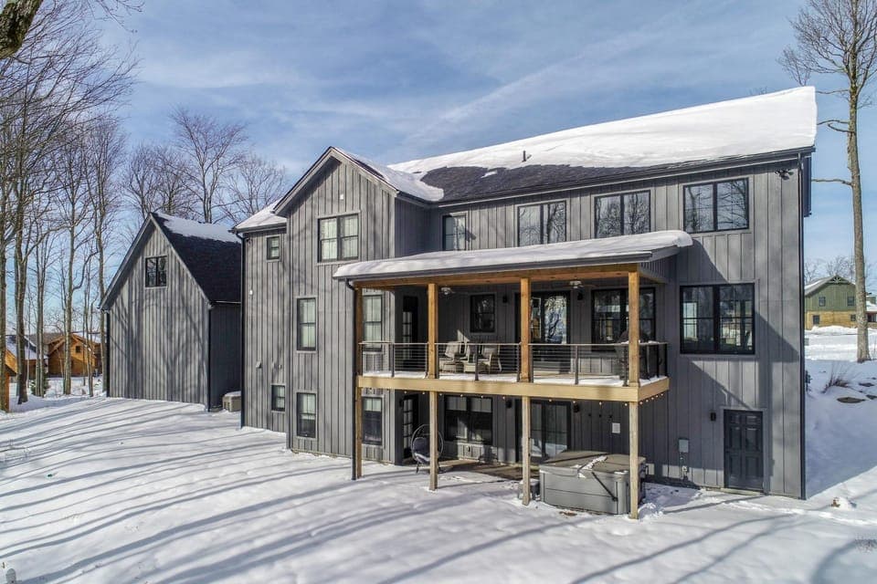 Endless Journey House in Deep Creek Lake